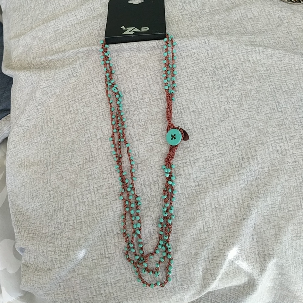 Zap necklace